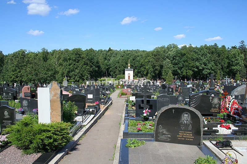 Доставка траурных венков на Троекуровское кладбище